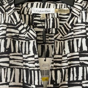 Calvin Klein Blouse Top Size M Medium - black and cream color- NEW w/tags